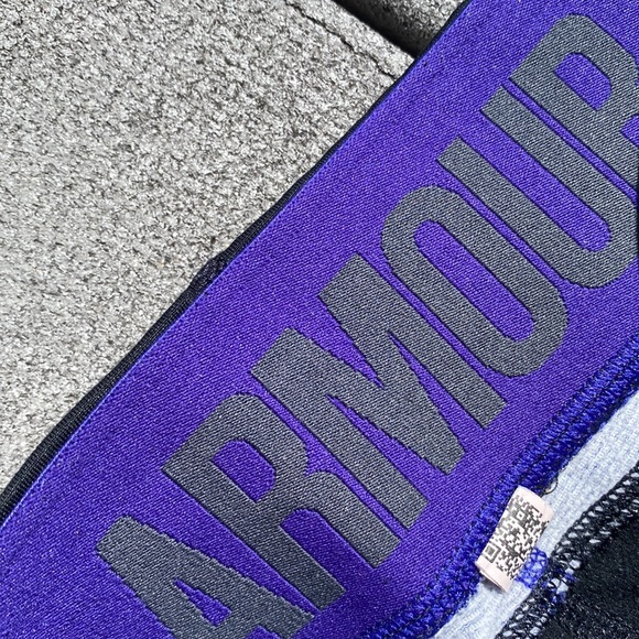 Under Armour Exercise Leggings - Picture 3 of 6